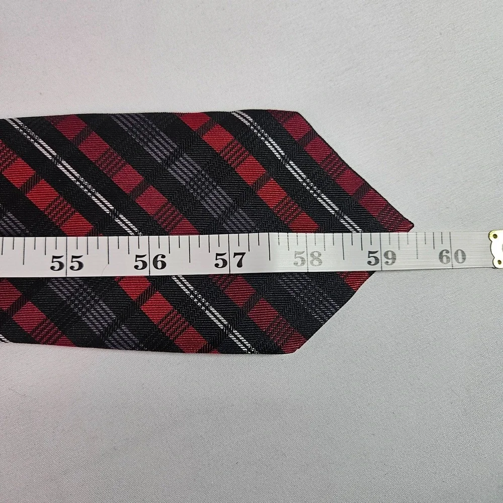 Le Chateau‎ 100% Silk Men Tie Geometric Red Black 3.25
